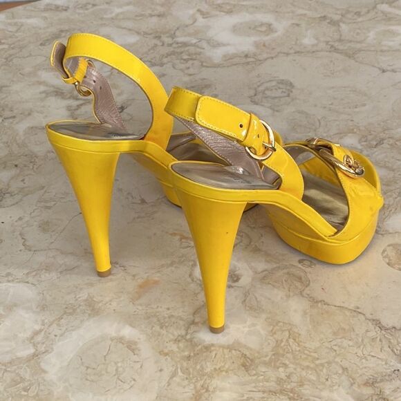 Stuart Weitzman Miss Jane Yellow Patent Leather Platform High Heel Sandals - Picture 7 of 14